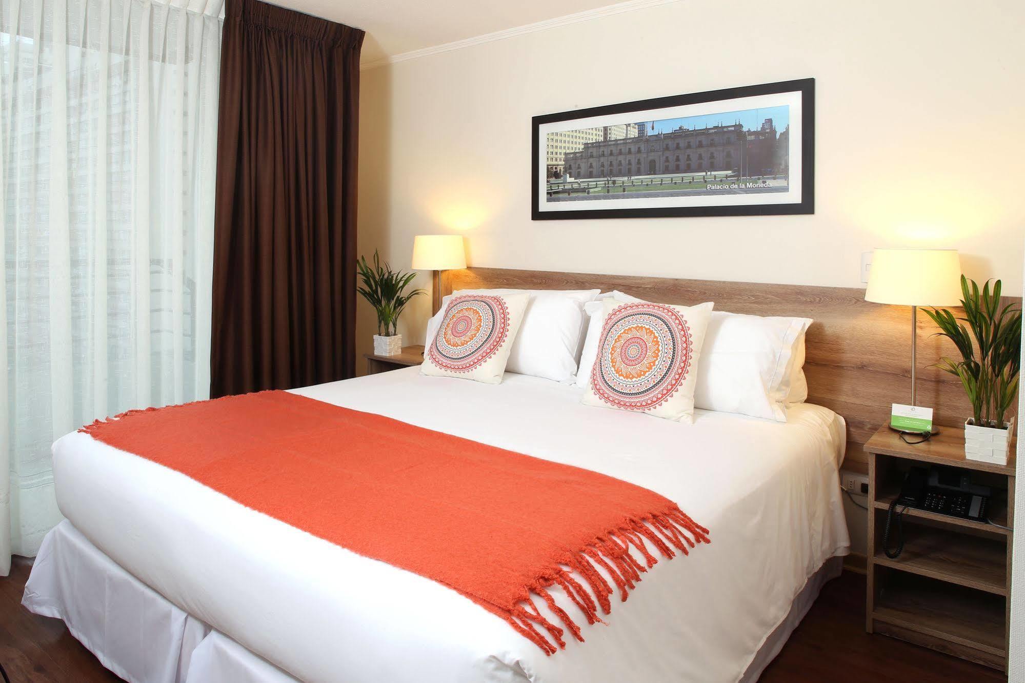 Hotel Capital San Pablo سانتياغو المظهر الخارجي الصورة